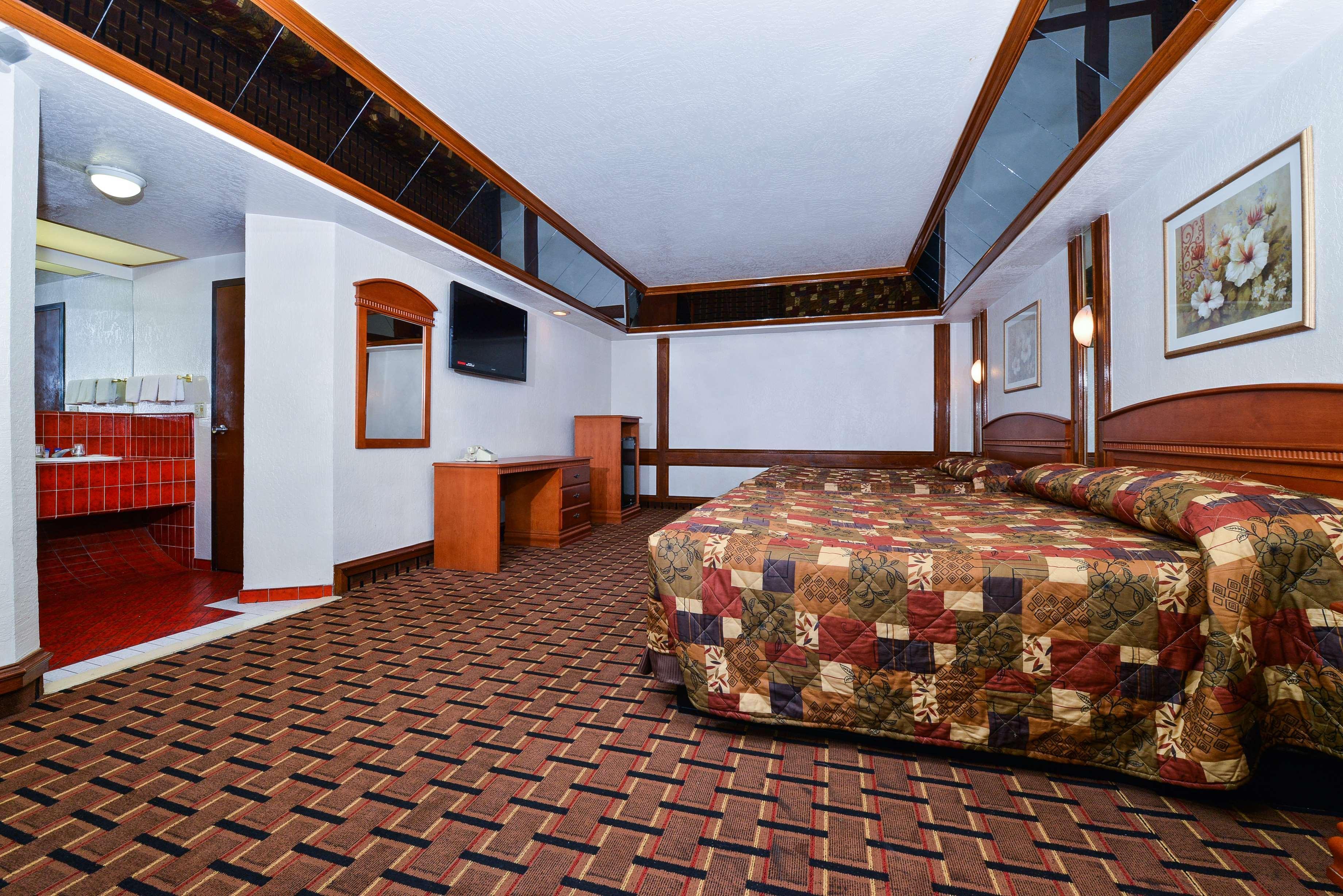 Americas Best Value Inn & Suites-Los Angeles Downtown/S.W. Exterior foto