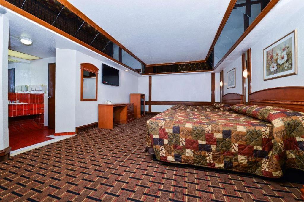 Americas Best Value Inn & Suites-Los Angeles Downtown/S.W. Exterior foto