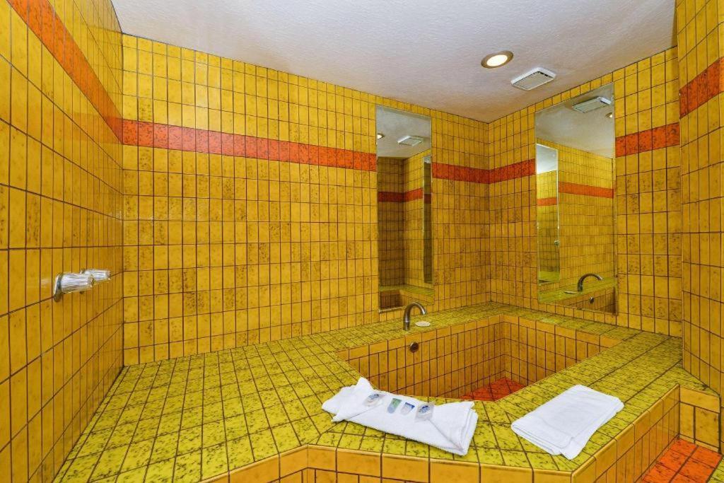 Americas Best Value Inn & Suites-Los Angeles Downtown/S.W. Exterior foto