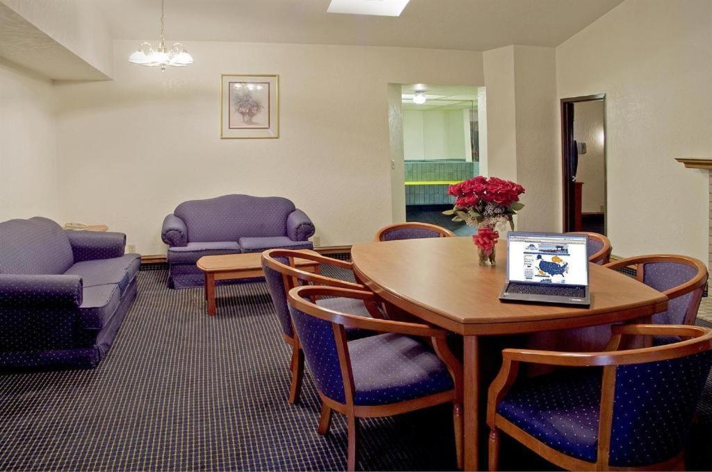 Americas Best Value Inn & Suites-Los Angeles Downtown/S.W. Exterior foto