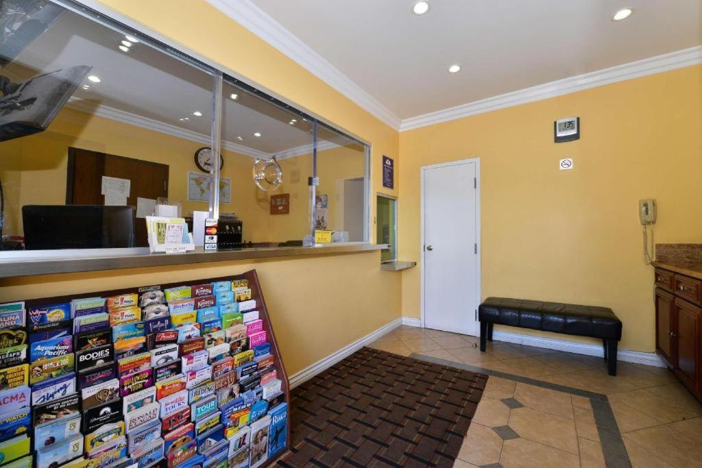 Americas Best Value Inn & Suites-Los Angeles Downtown/S.W. Exterior foto